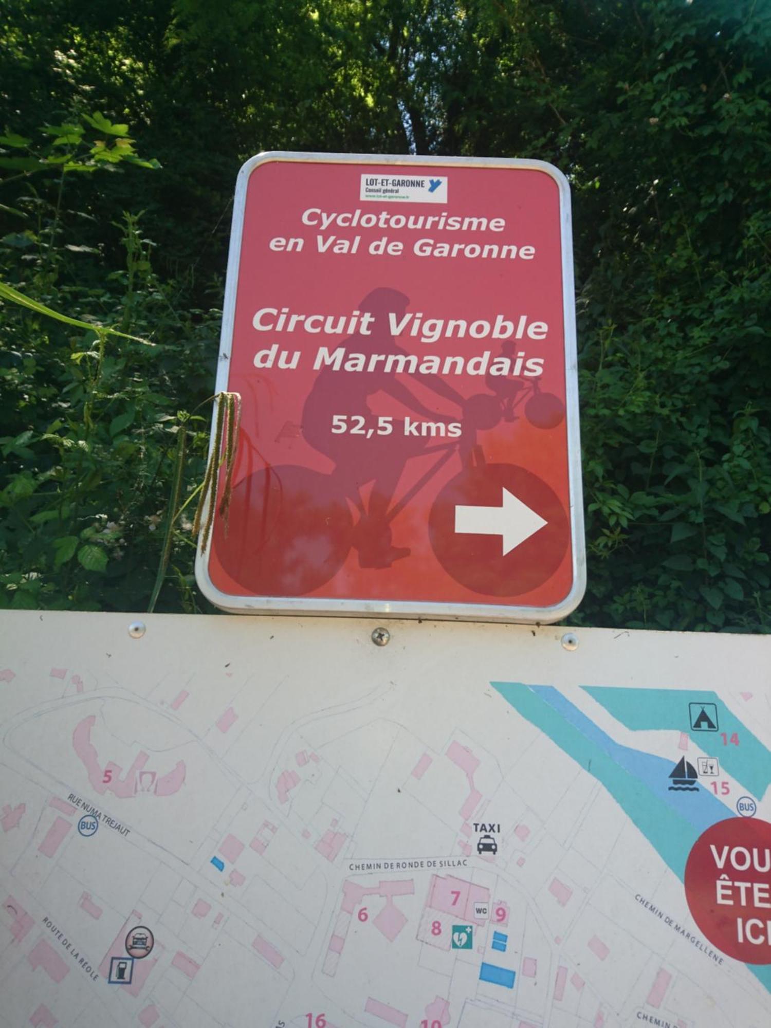 Location Meublee Au Milieu D'Un Ecrin De Verdure Aux Vieux Fours Noaillac Exteriér fotografie